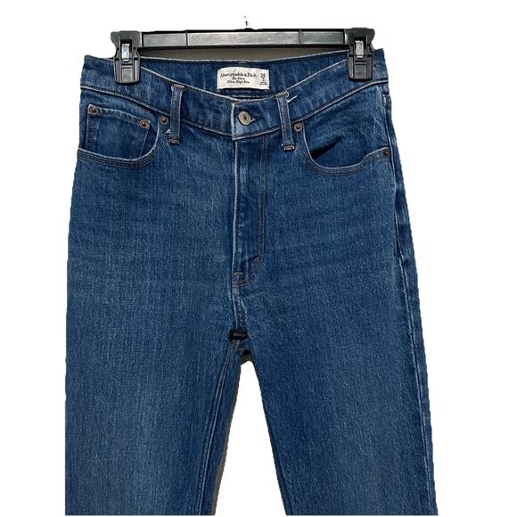 Abercrombie & Fitch Ultra High Rise Flare Jeans Womens 26/2 (Fits 25x32) Stretch - Picture 3 of 10